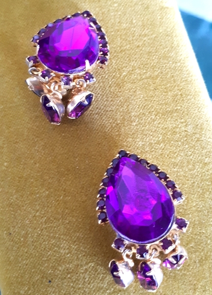 Vintage purple costume clip ons - Picture 2 of 7